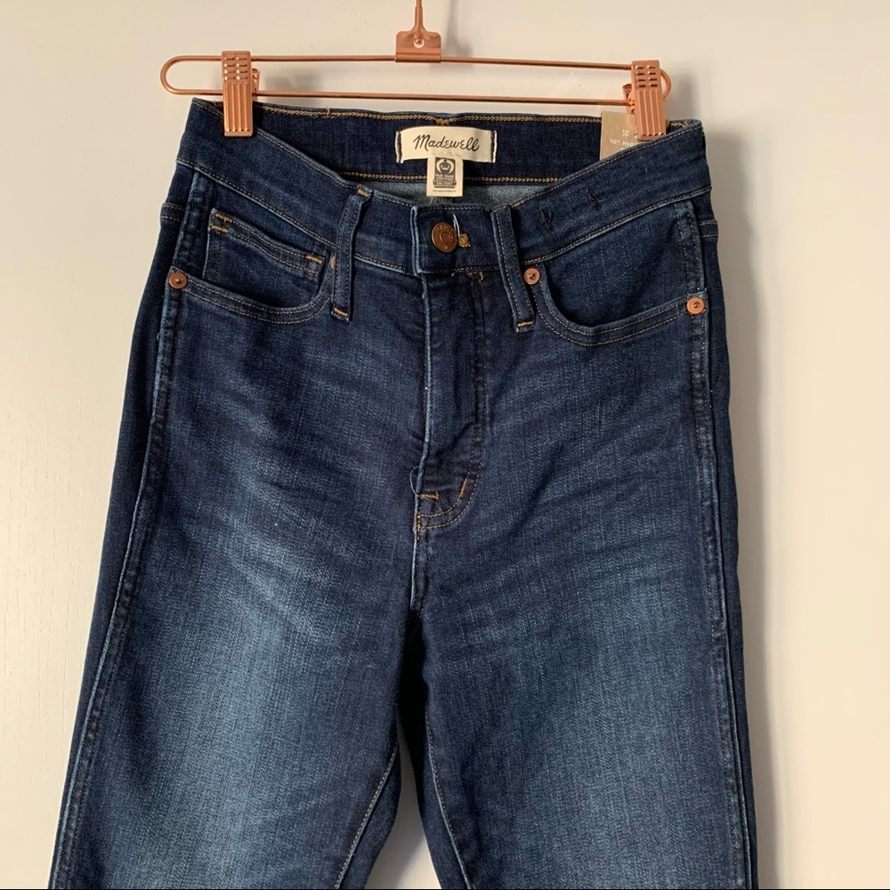 10" High-Rise Skinny Jeans in Woodland Wash: TENCEL Denim Edition - Picture 4 of 12